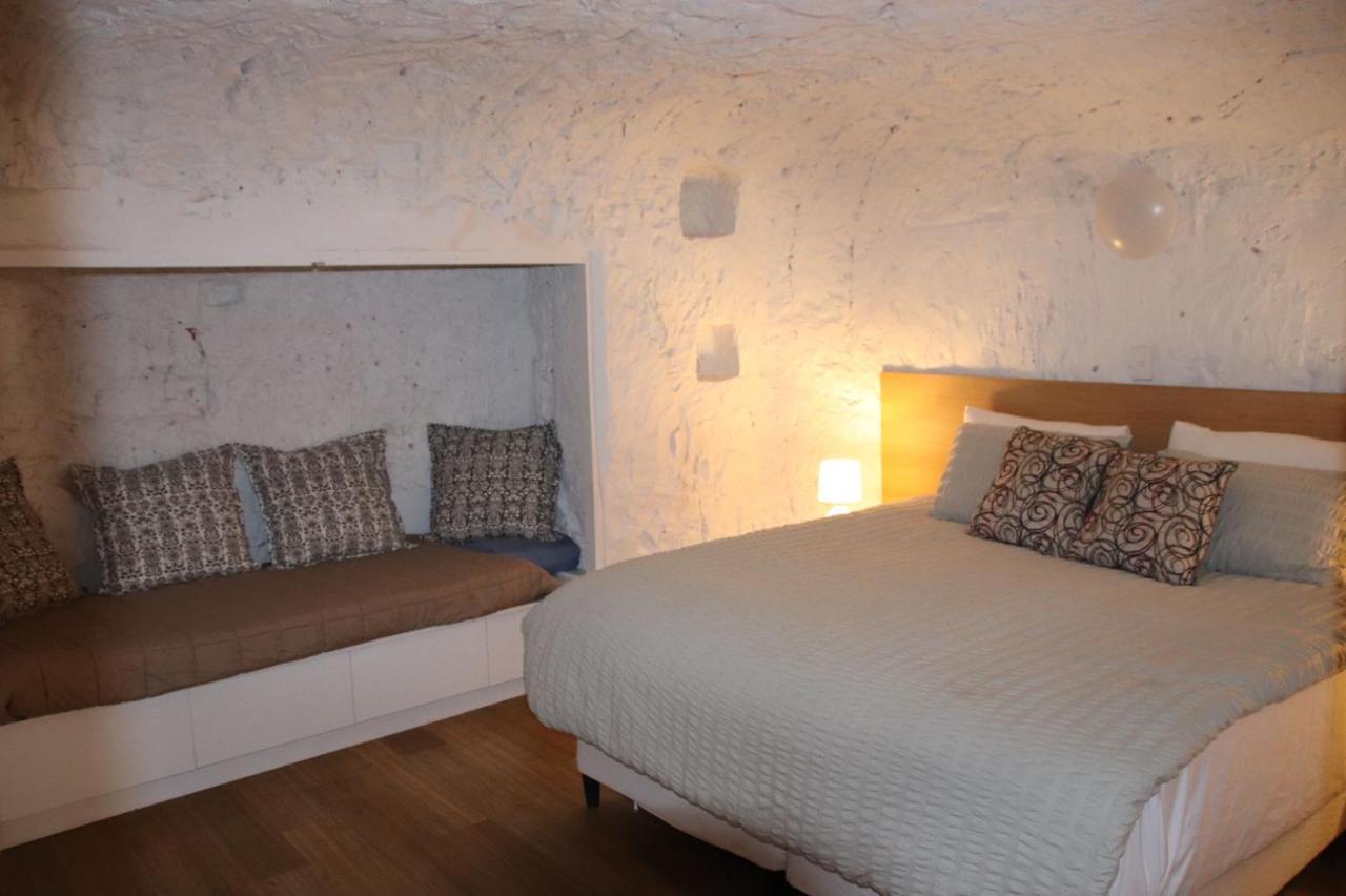 Holly Place Coober Pedy Dış mekan fotoğraf